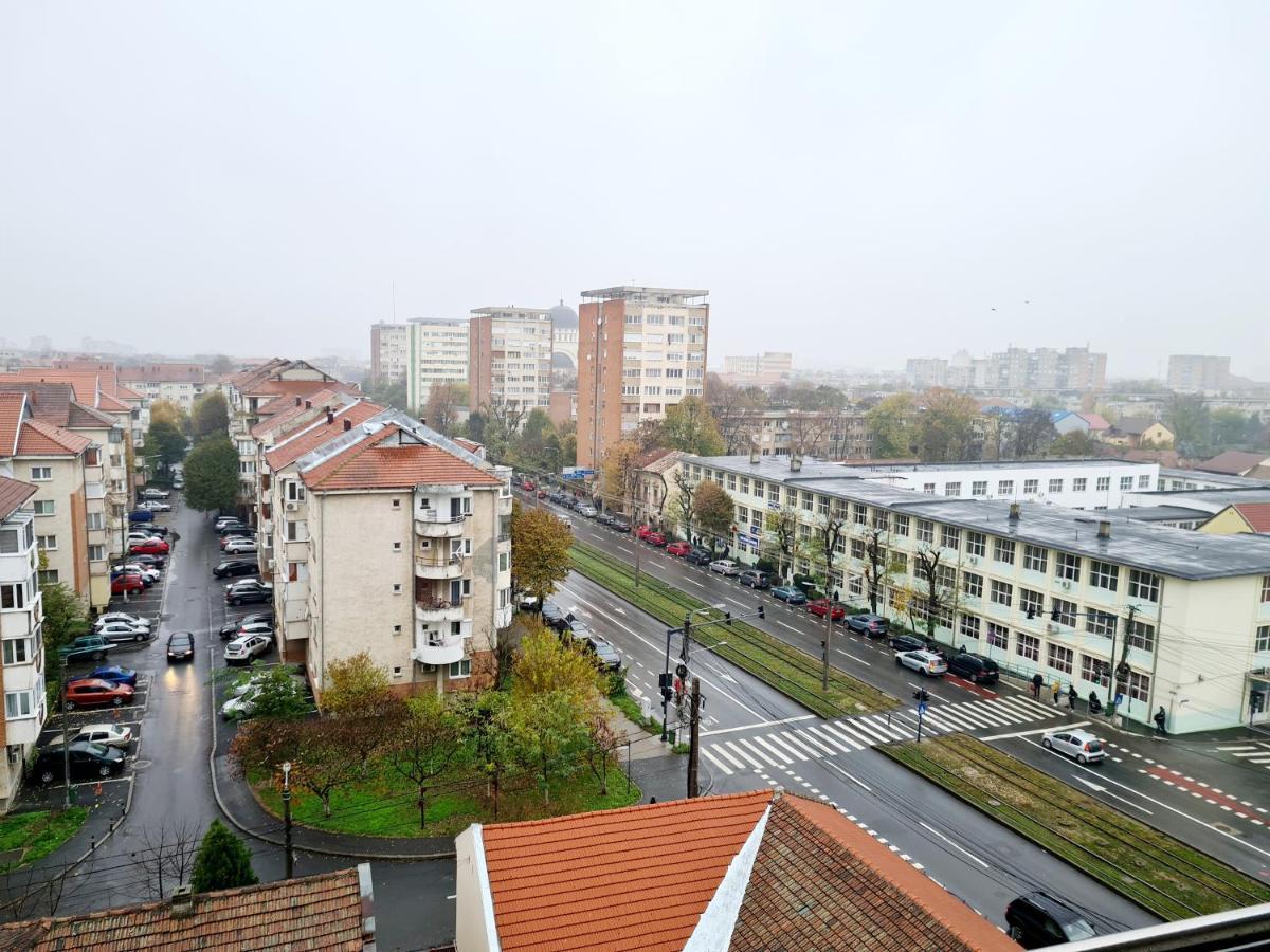 Cozy Apartment Arad Bagian luar foto